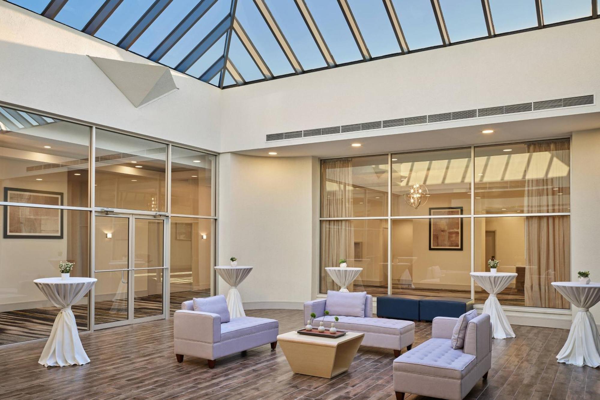 Delta Hotels By Marriott Chicago Willowbrook Kültér fotó